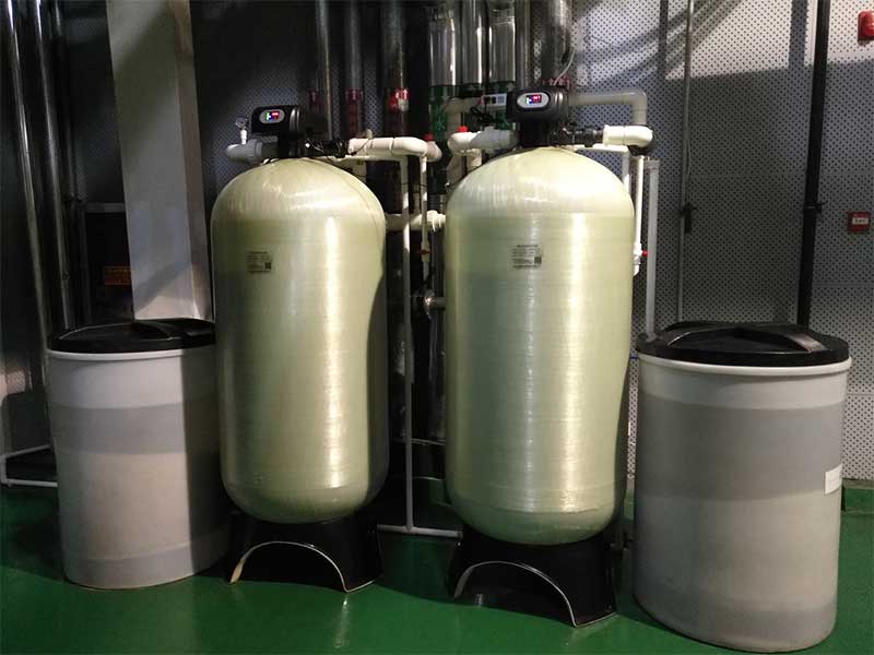 小板镇化工行业高分子材料企业锅炉用水标准及软化水设备详解